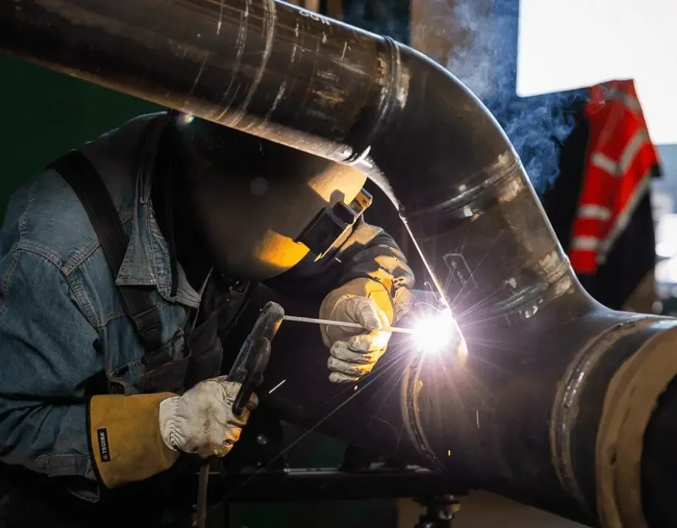PMF Industry group - Piping pressure and electrical expertise.webp